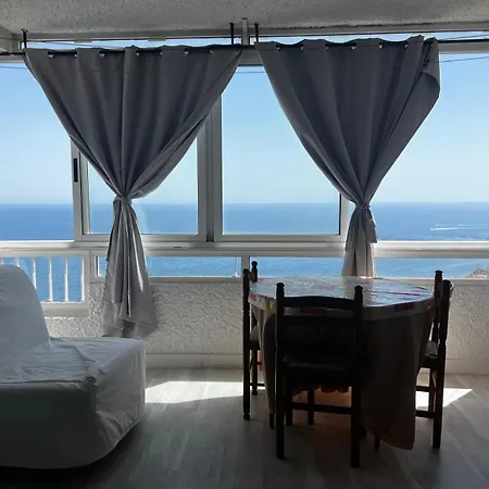 Acantilado Del Mar *