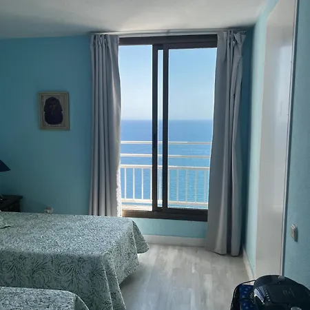 Acantilado Del Mar Almeria